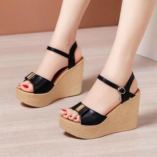 SANDALĐẾ XUỒNG QUAI DA PHỤ KIỆN 10P HÀNG CAO CẤP SIÊU ÊM 11NNBB