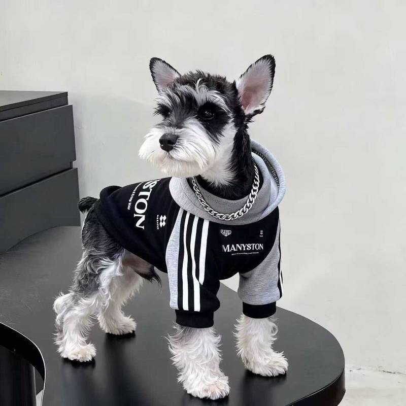 【Ready Stock】 Dog Pet Clothes Autumn and Winter Fleece-Lined Three Bars Hooded Sweater Small and Medium-Sized Dogs Teddy Schnauzer Border Collie Clothes 0mJx