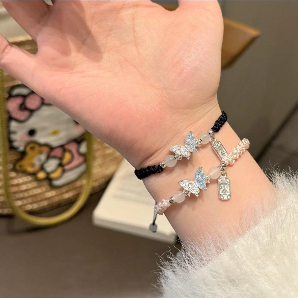 Vòng tay cặp đôi bện tinh tế, dễ thương, phù hợp làm quà tặng bestie