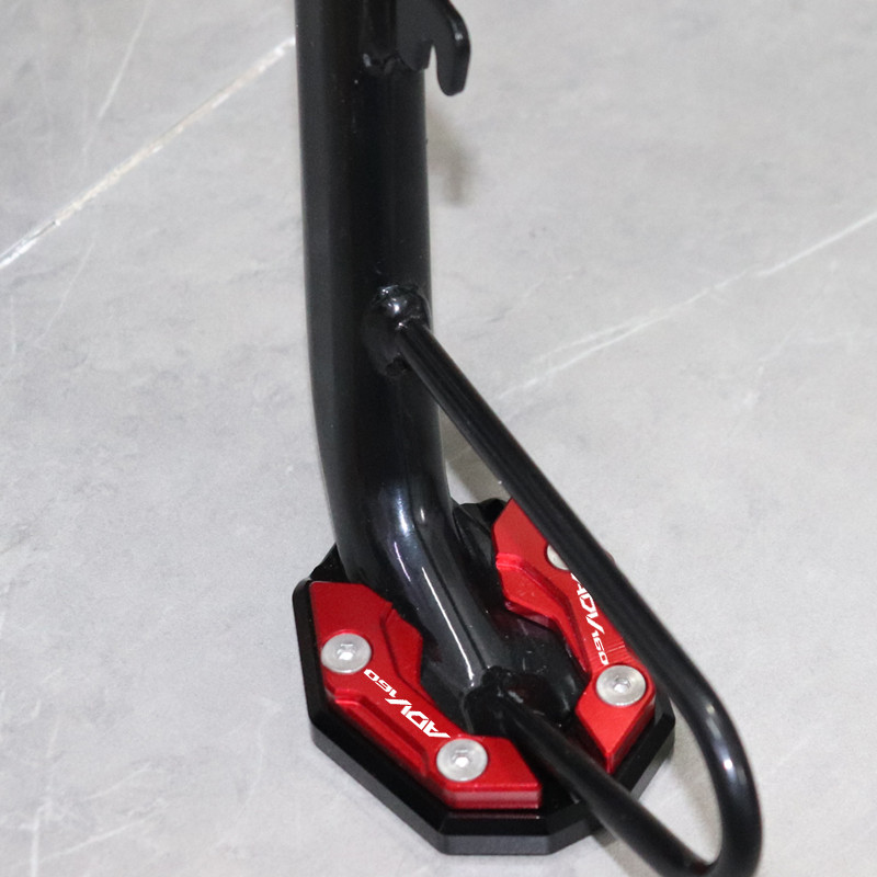 Dành cho miếng đệm mở rộng đế bên HONDA ADV160 / VARIO160 – Mở rộng tựa chân chống trượt