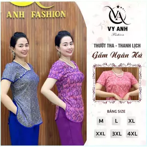Đồ Bộ Gấm Hoa Ngân Hà. Xẻ Tà Thướt Tha, Điểm Nhấn Đính Cườm Ngọc Trai Chéo Vai. Đồ Bộ Nữ Trung Niên Cao Cấp, Thoải Mái.
