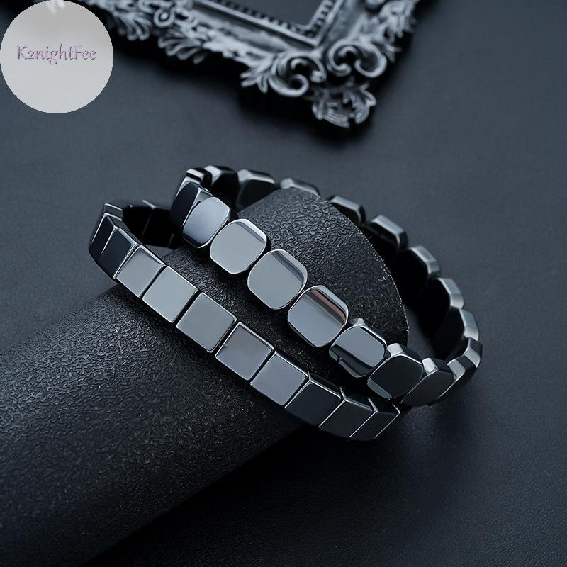 Vòng tay nam đá hematite đen hạt vuông co giãn hỗ trợ tinh thần và tăng cường sự tự tin.