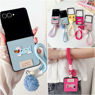 Vỏ Da PU Hoạt Hình Dễ Thương Cho Samsung Galaxy Z Flip 7 Flip 6 7fe 5 4 / 3 Có Vòng Tay Bóng Tóc Vỏ Cứng Chống Sốc