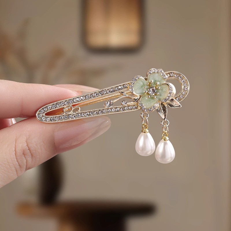Kẹp Tóc Hoa Ngọc Trai Xanh Lá Dát Vàng Phong Cách Retro, Phụ Kiện Tóc Cao Cấp Cho Thu Đông