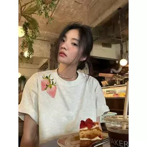 Áo thun nam nữ Sense Niche mùa hè dáng rộng in hình dâu tây