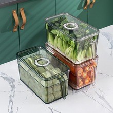 Hộp nhựa bảo quản thực phẩm cho tủ lạnh chất liệu cao cấp, có tay cầm tiện dụng.