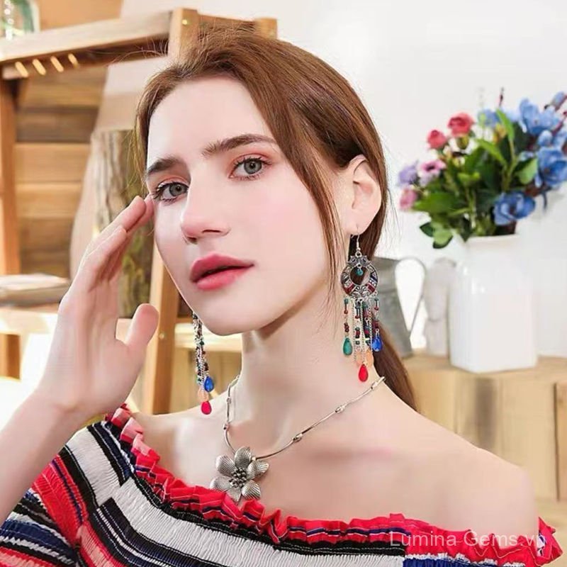 Bộ bông tai bohemian phong cách dân tộc retro Hong Kong, thiết kế thanh mảnh và sang trọng