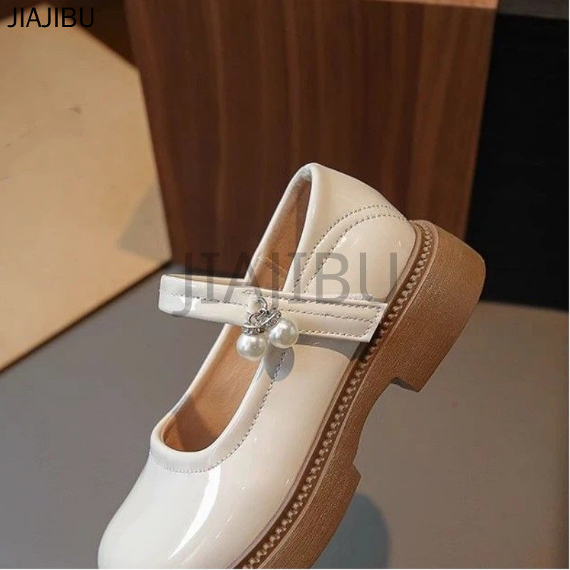 Giày Da Đế Mềm Mũi Tròn Chống Trượt Kiểu Dáng Công Chúa Pháp Dễ Thương Dành Cho Bé Gái Korean Fashion High-quality Kids Patent Leather Platform Mary Jane Doll Shoes Giày Lolita Đế Thấp Màu Be/đen Phong Cách Nhật Bản Dùng Để Cosplay Đi Học