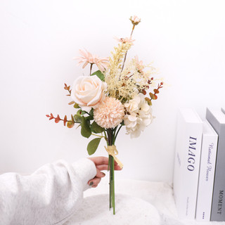 Hoa Giả Bó Lụa Cao Cấp Decor Trang Trí Nhà Cửa Phòng Khách Vintage Retro Bắc Âu Sang Trọng Hồng Cúc Chụp Ảnh Đám Cưới Mộc Mạc Phụ Kiện Nội Thất Thẩm Mỹ Ins Style Quà Tặng Đẹp Tinh Tế Chân Thật Bình Để Bàn Ban Công Studio Kiểu Dáng Hiện Đại Nghệ Thuật