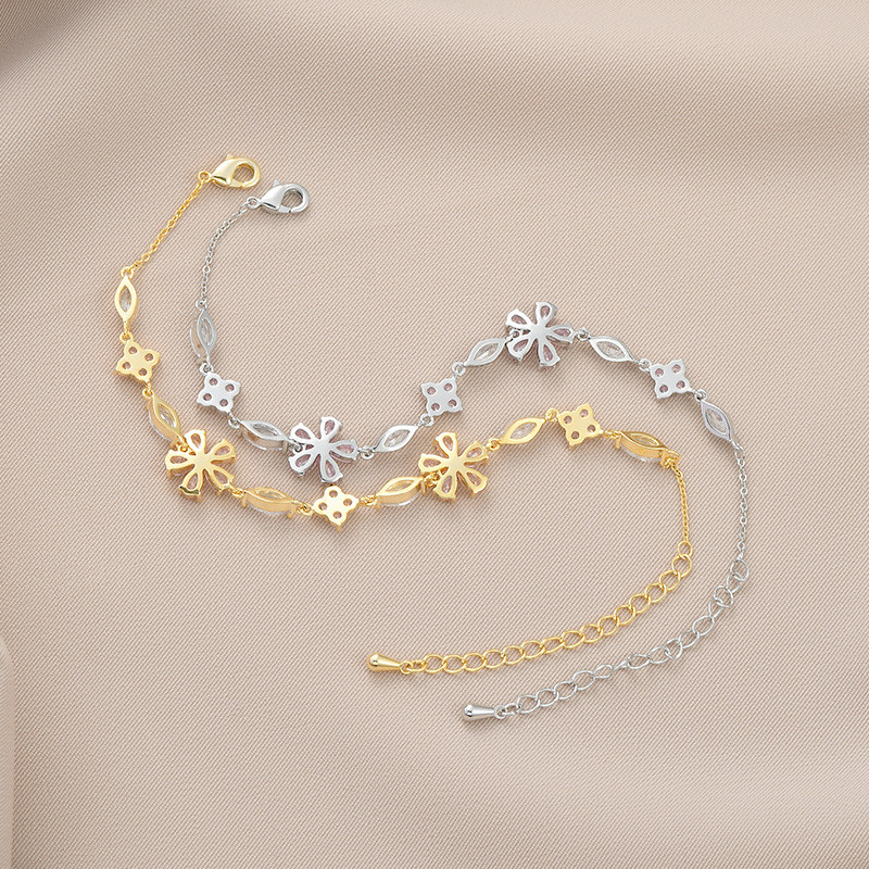 Vòng tay cánh hoa zircon thanh lịch mới