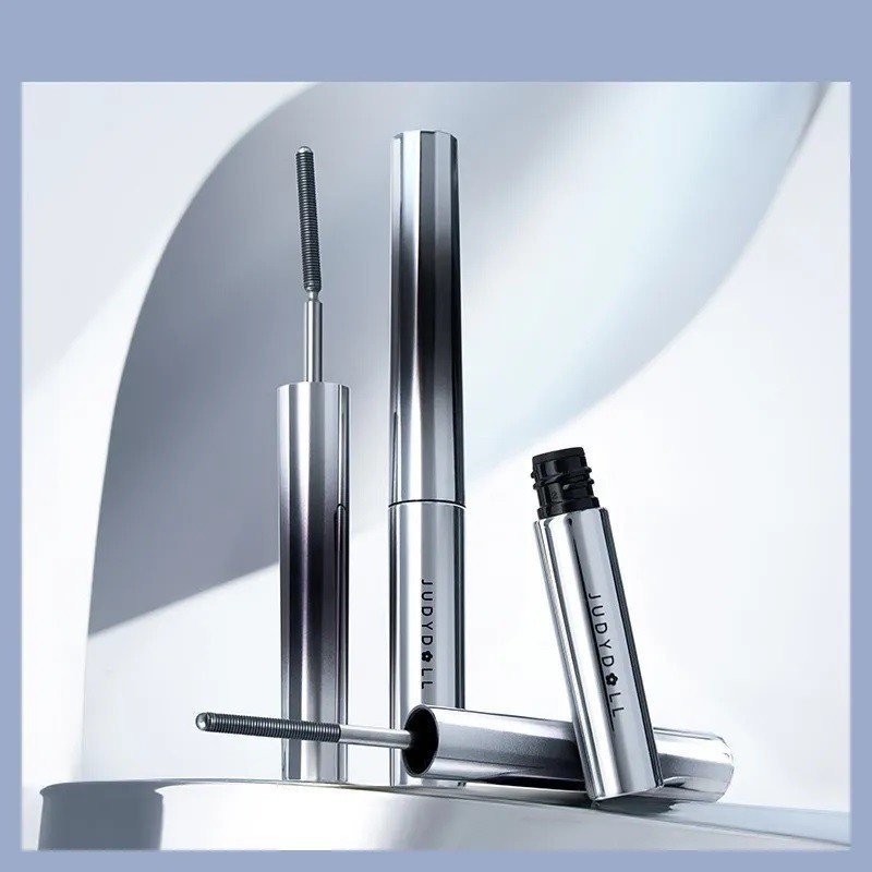 JUDYDOLL Lash Mascara – Mi Cong Dài Nhẹ Nhàng, Phù Hợp Makeup Hằng Ngày