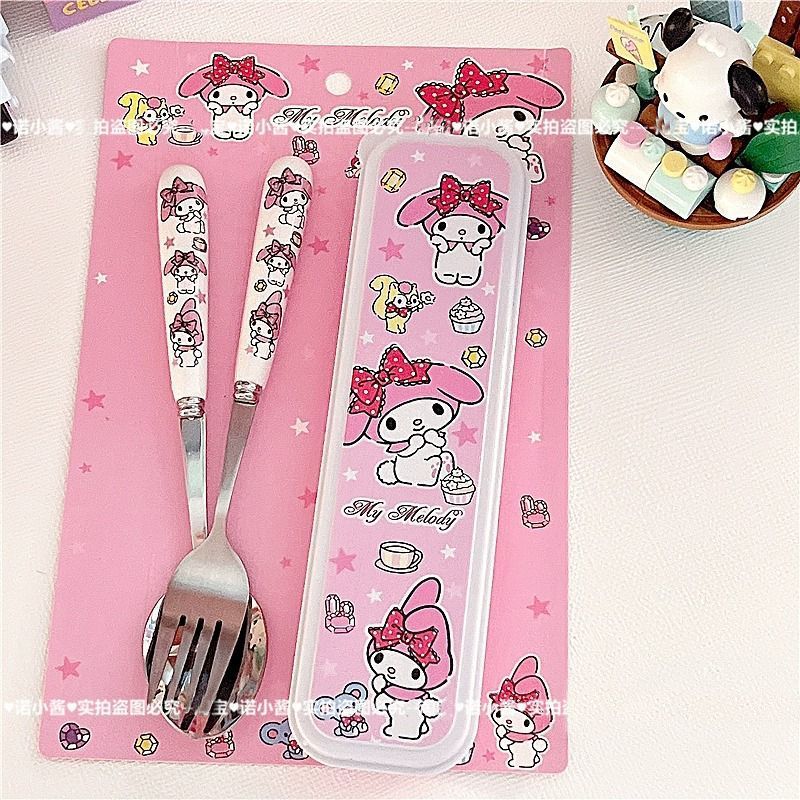 Bộ Đồ Ăn Di Động Màu Đóng Hộp Thìa Đũa Nĩa Kuromi Tai Lớn Giai Điệu Sinh Viên Bộ Đồ Ăn Di Động Thép Không Gỉ 5.20