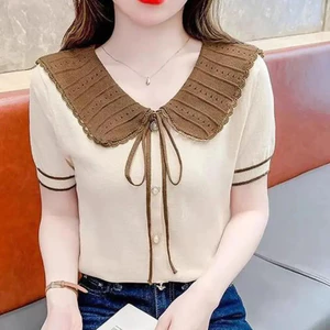 Áo sơ mi dệt kim mùa hè VN, phong cách Hàn Quốc, cổ búp bê xếp li ngọt ngào có dây buộc nơ, tay ngắn, dễ kết hợp, thích hợp cho nữ.