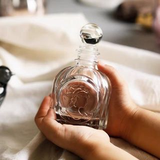 Chai thủy tinh mini có nắp, nắp cổ, dập nổi, đựng tinh dầu/nước hoa, phong cách châu Âu retro, WCSA