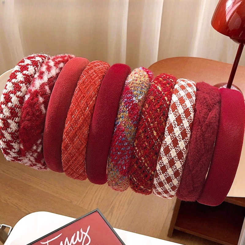Băng đô người phụ nữ màu đỏ style Hàn Quốc phù hợp mùa thu đông
