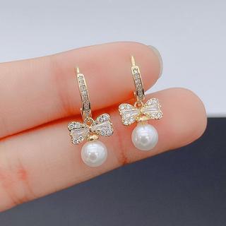 Châu Âu Mỹ ins Phong Cách Mới Nơ Ngọc Trai Đeo Tai Nữ