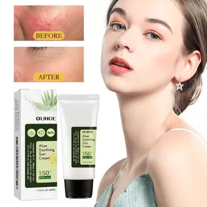 OUHOE Aloe Vera Nhẹ Nhàng Kem Dưỡng Ẩm Tươi Dưỡng Ẩm Mềm Mại Thoáng Khí Ánh Sáng Trong Suốt Thoải Mái Trang Điểm Kem Lót