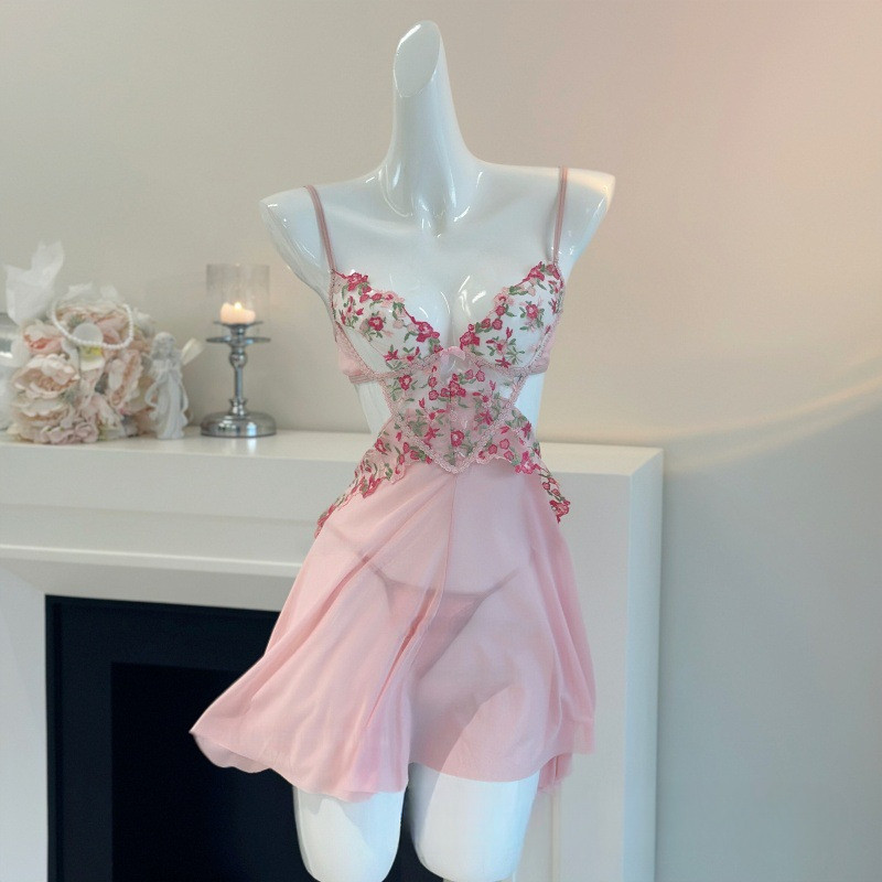 Váy ngủ thêu Sling Nữ Ngọt Ngào Mềm mại Thoải mái Bộ đồ ngủ Phiên bản