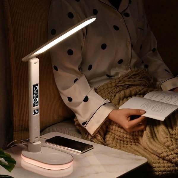 ĐÈN BÀN LED WILIT UL U20 CAO CẤP – Ánh sáng chống cận - Hàng chính hãng bảo hành 24 tháng.