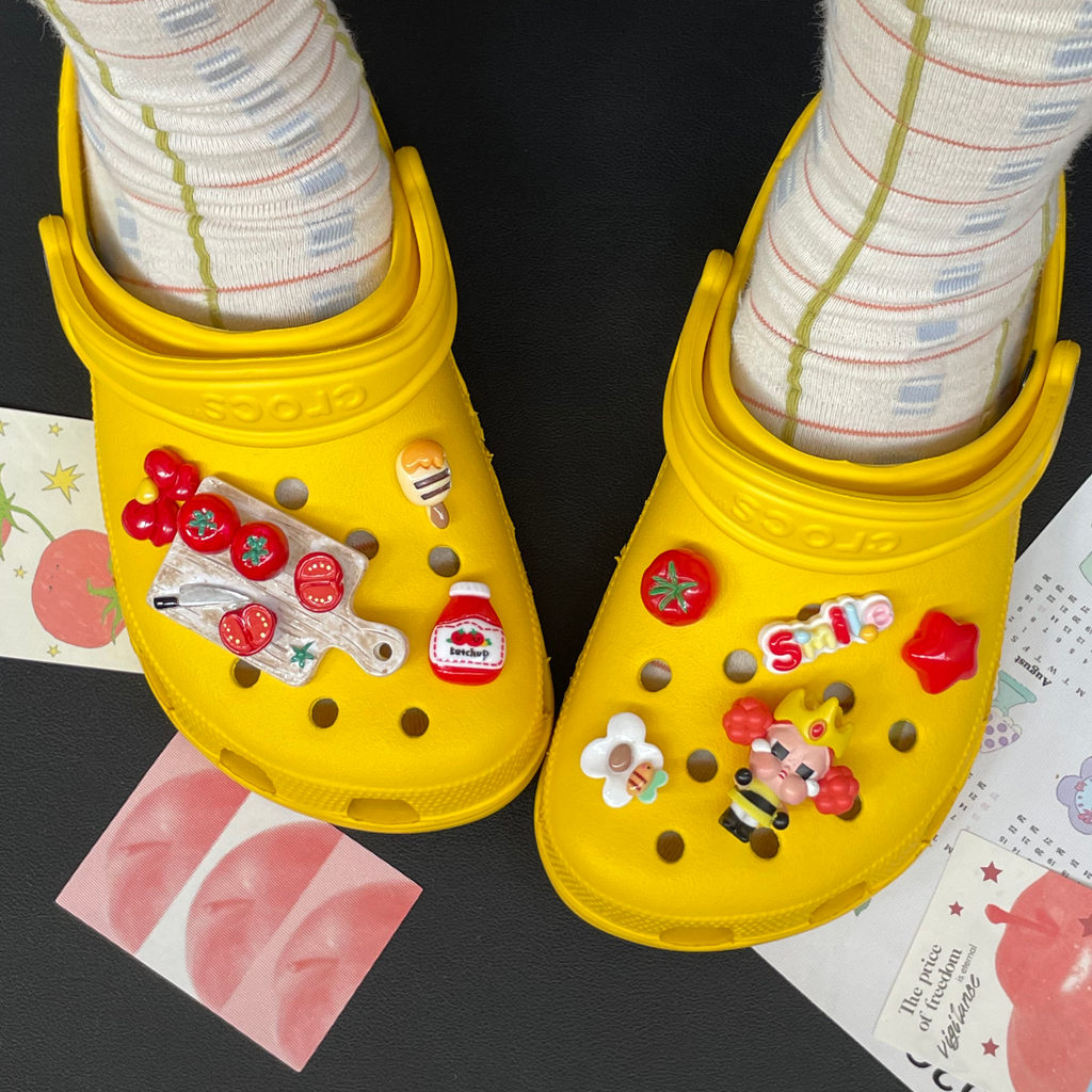 Phụ kiện trang trí lỗ giày Crocs nhiều mẫu hoa sáng tạo dễ thương cho bé, có thể tháo rời