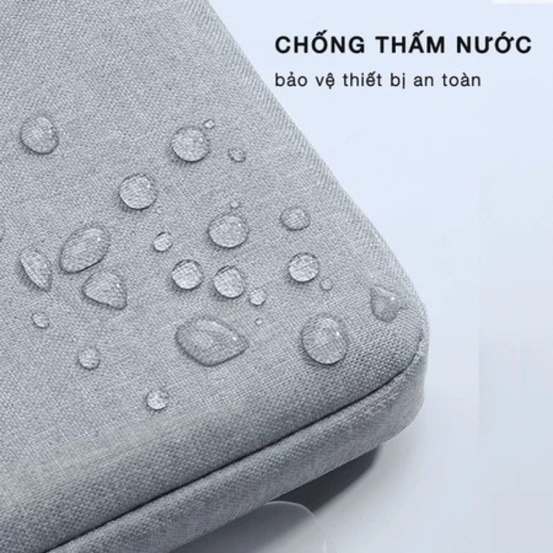 Túi đựng laptop chống sốc và chống nước màu xám với lớp đệm dày dặn để bảo vệ tối ưu, có nhiều kích cỡ.