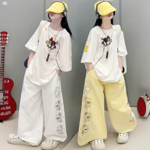 Áo thun ngắn tay dáng rộng màu trắng cho bé gái Mùa hè Phong cách mới cho trẻ em Phim hoạt hình in hình hàng đầu