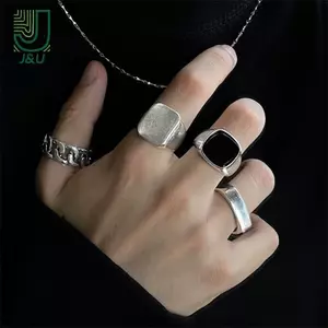 Bộ nhẫn đeo tay bằng kim loại cổ điển dành cho nam gồm 4 món Bộ nhẫn xu hướng Hip Hop phong cách Punk