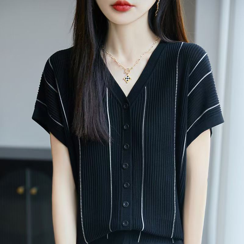 Áo len cổ chữ V sọc phong cách mới nhất mùa hè dành cho nữ | Áo thun ngắn tay nữ dáng ôm hơn, nhẹ nhàng sang trọng che phủ thịt mùa hè, màu sắc tương phản thanh lịch kiểu Pháp