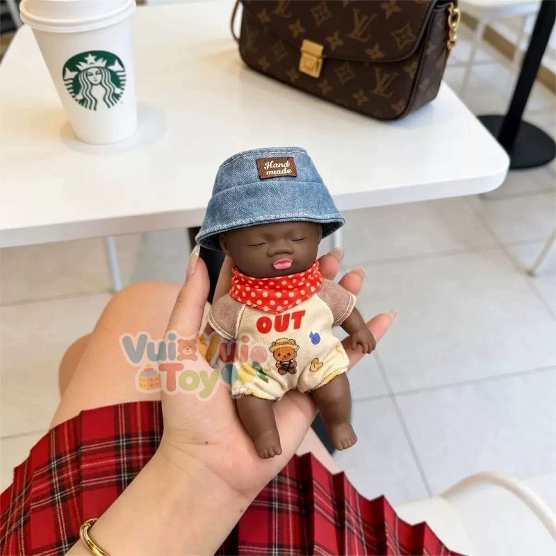 Quần áo cho búp bê đen Natasha – Đồ mặc cho búp bê dễ thương