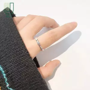 J&amp;U Nhẫn Điều Chỉnh Màu Bạc Cá Tính - Quà Tặng Ngày Lễ Tình Nhân Cho Người Yêu