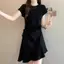 Mùa hè Phong cách mới Phong cách Hàn Quốc Bộ áo liền quần ngắn tay cổ tròn xếp li Slim-fit Slimmer Look Simple