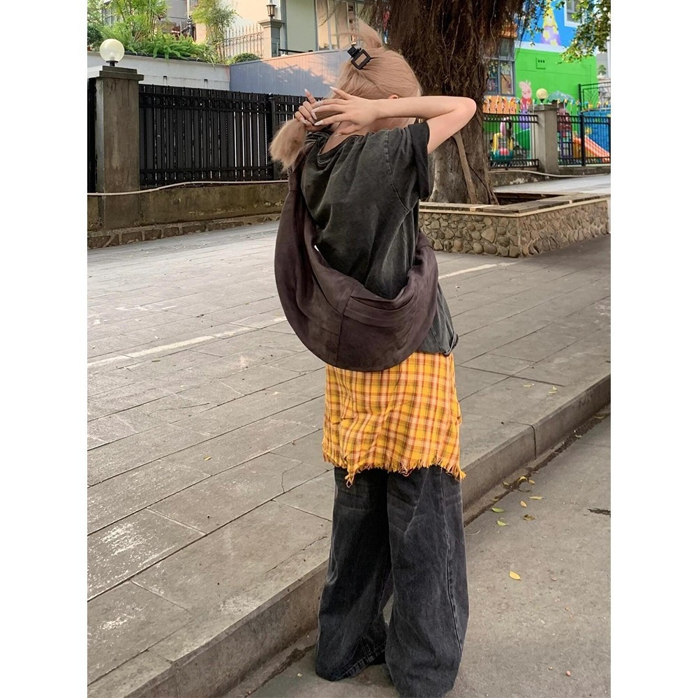 （Giao hàng 24h）Angela Áo phông nữ form rộng vintage girl phố Chữ cái in hình cổ tròn áo thun 100% cotton local brand