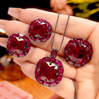 Đá chính nữ vuông corundum màu đen vàng đỏ, size 14*14-12*12