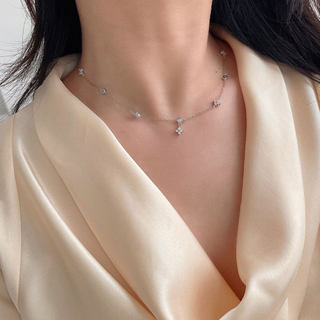 Vòng cổ cỏ ba lá bạc tua rua thanh lịch dành cho nữ
