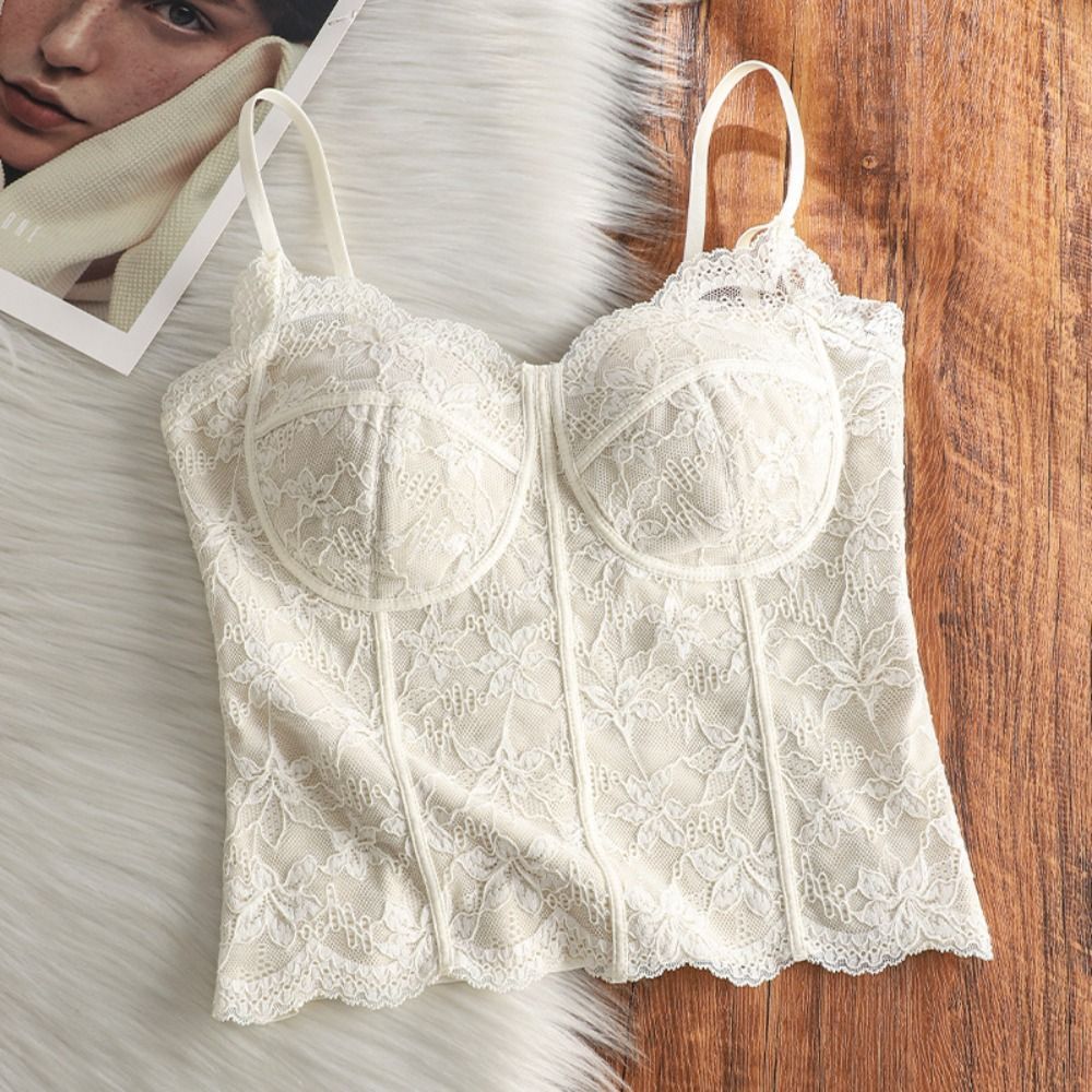 Áo Crop Top và Áo Sơ Mi Vest Ren Mỏng, Phong Cách Ngọt Ngào cho Mùa Hè