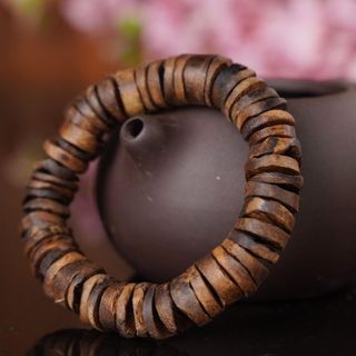 Vòng Trầm Mảnh Cận Chìm - Trầm Hương Indo CN - Trầm Hương Yên Lộc