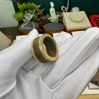 Nhẫn Trầm Càng Long - Bọc Vàng 8K - Trầm Hương Tự Nhiên  - đeo ngón cái - Đo size Nhẫn theo ảnh