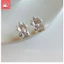 Bông tai nữ bốn cánh hoa hình khối đường zircon cá tính và đa năng thời trang