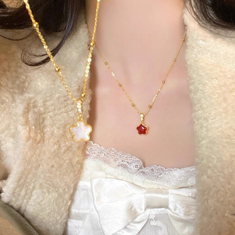 Vòng cổ hoa nhỏ hai mặt màu đỏ trắng đơn giản dành cho nữ Dây chuyền xương đòn sành điệu cao cấp