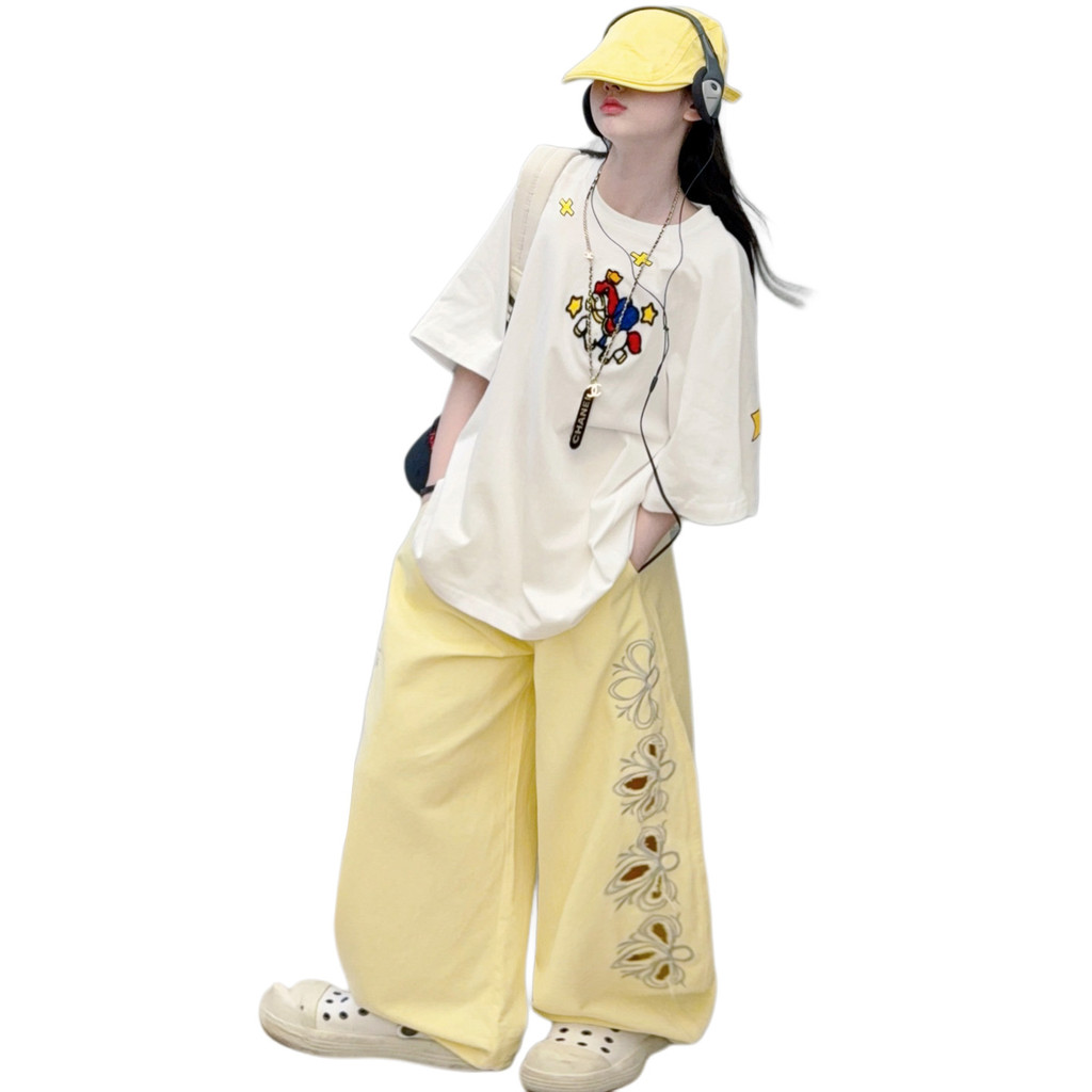 Áo thun ngắn tay dáng rộng màu trắng cho bé gái Mùa hè Phong cách mới cho trẻ em Phim hoạt hình in hình hàng đầu