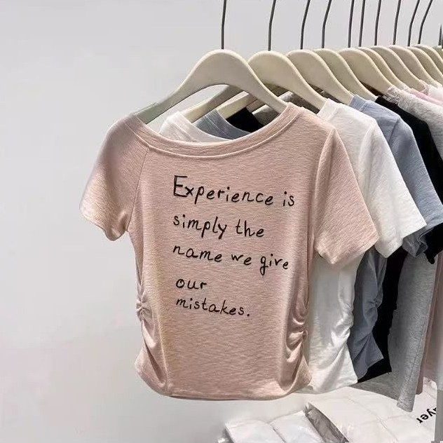 Milyfashion Cotton Nguyên Chất Slanted Vai Mùa Hè In Chữ Ngắn Tay Slim-Fit Áo Thun Không Đều Nẹp Rộng Ôm Hơn Nhìn Ngắn Top