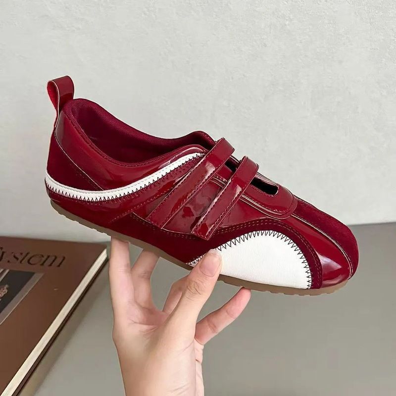 【✨Spot】Giày thể thao nữ Velcro Kiểu Hàn Tối giản Đế êm Thoáng khí Hàng ngày Đi làm Không mỏi chân