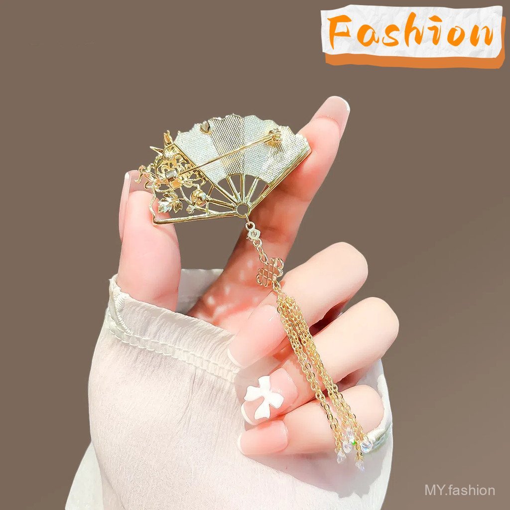 [Phong cách Trung Quốc] Trâm cài tua rua quạt hoa cúc ~ ~ Pin cổ điển khí chất ~ ~ Phụ kiện sườn xám Corsage cao cấp, Thích hợp cho phụ nữ, Thanh lịch thời trang, Rất sang trọng, thuộc về quà tặng cao cấp