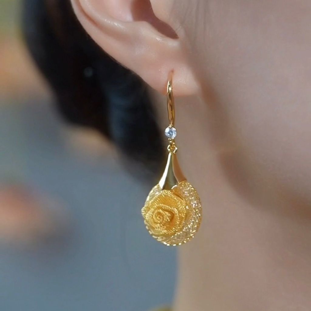 Đôi bông tai hoa hồng nữ sang trọng, thiết kế độc đáo và cao cấp phù hợp mọi dịp