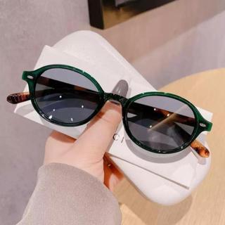 Kính Mát Màu Nâu Hình Bầu Dục Retro Nhỏ Mùa Hè Sắc Thái Cho Nam Nữ Chống Tia UV Kính Mắt Bảo Vệ Tia UV Quà Tặng Ngoài Trời