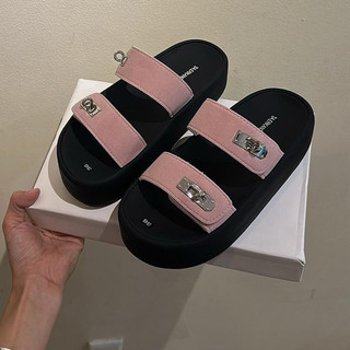 Dép Nữ IGU 2 quai ngang có khóa vặn tròn da lộn trẻ trung cá tính cao 5cm và 2cm nhẹ chân mũi dễ phối đồ