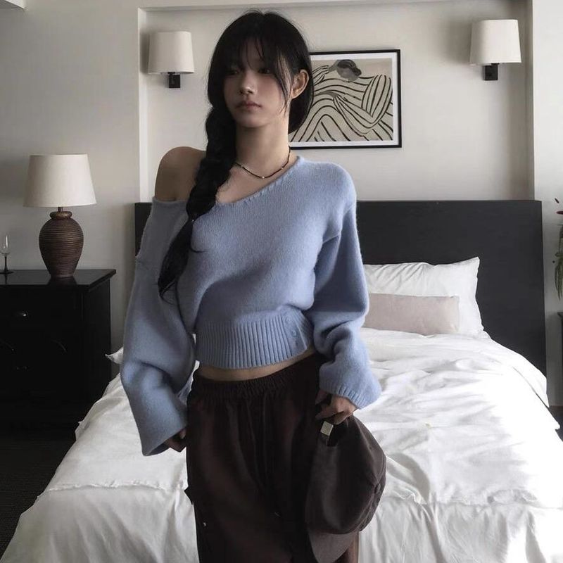Áo Len Off-The-Shoulder Ngắn Phong Cách Hàn Quốc Cho Thu Đông, Sang Trọng và Thời Thượng