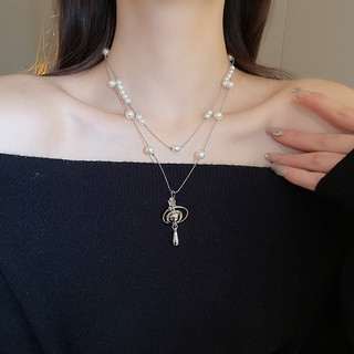 Vòng cổ dát kim cương và ngọc trai thiết kế thu đông, vẻ đẹp quý phái