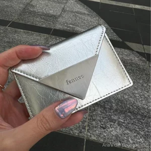 Thẻ tam giác cổ điển bằng da bằng sáng chế Hàn Quốc Niche fenex Hộp đựng thẻ di động Thay đổi tài liệu nhiều màu