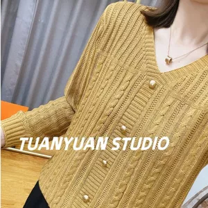 Cao cổ chữ V retro dệt kim tay dài cho mẹ, phù hợp mùa thu đông